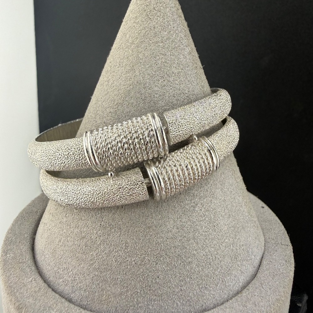 Vintage Trifari Bangle Bracelet Silver Tone Hinged Textured Signed 7in